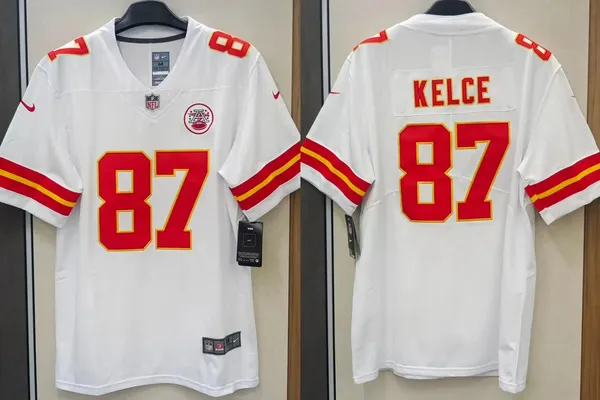 Kansas City Chiefs Patrick Mahomes Jersey [6 styles] 3