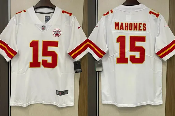 Kansas City Chiefs Patrick Mahomes Jersey [6 styles] 4