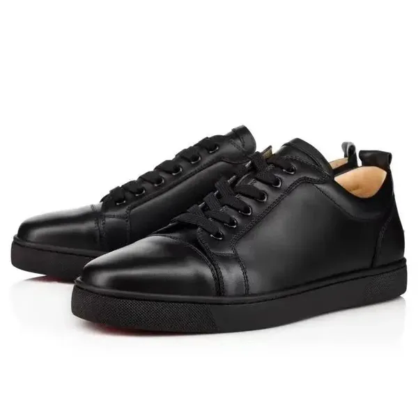 Louis Junior Spikes 4