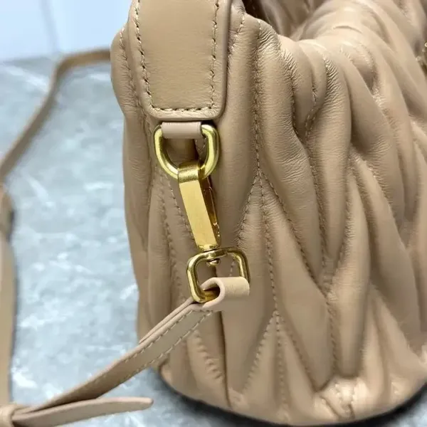Miu Miu Chain Bag [4 styles] 3